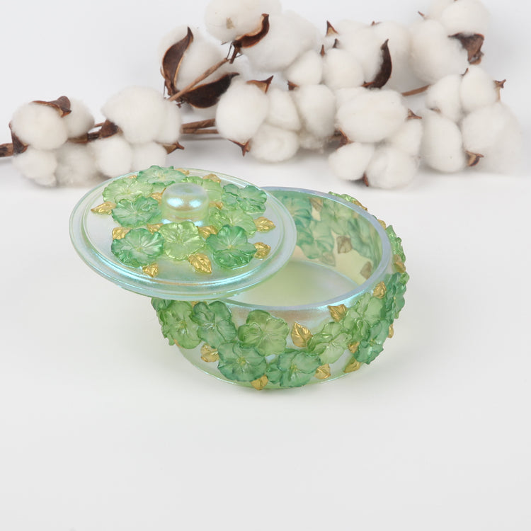 Golden Leaf Jade Circle Jewelry Box