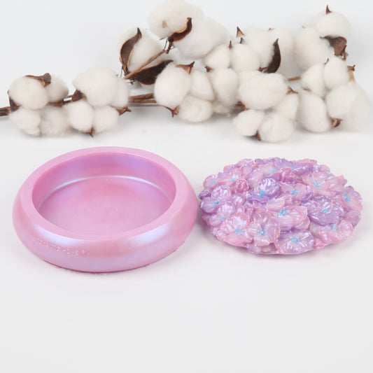 A Jewel Box Resplendent with Blossoms