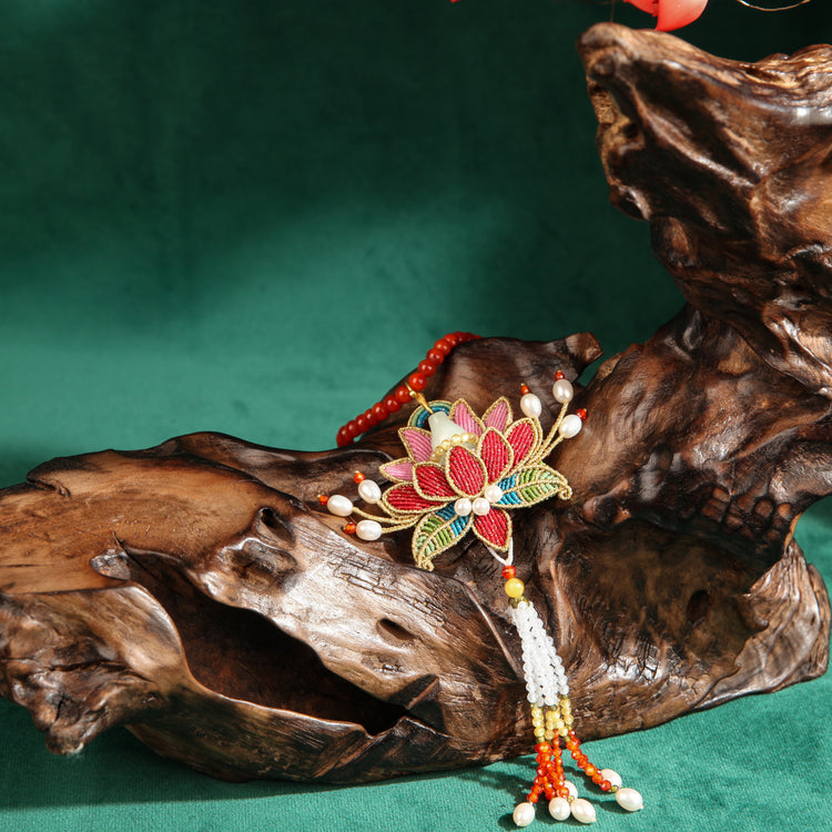 Blessing and Prosperity Lotus Necklace