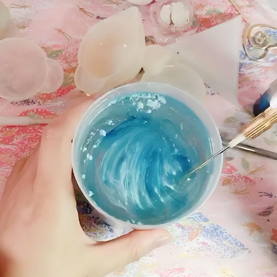 Mixing Resin