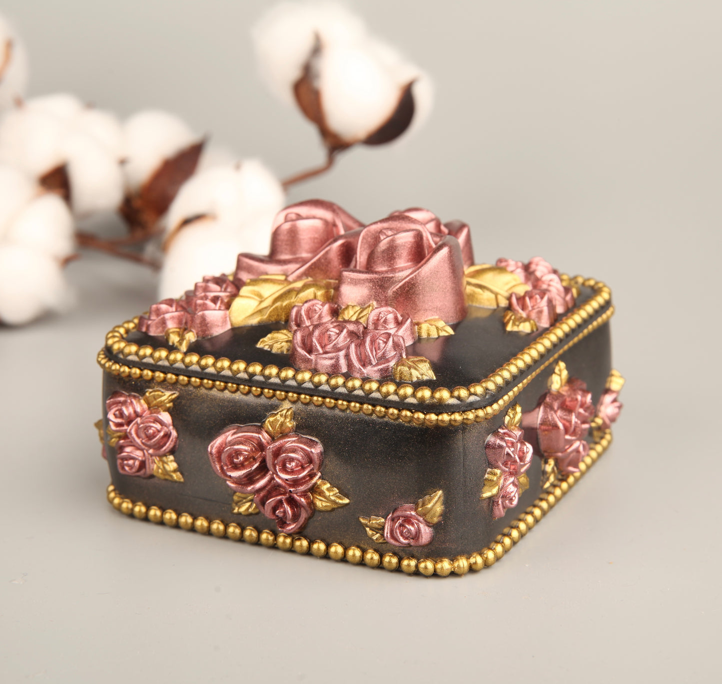 Golden Edge Flower Jewelry Box