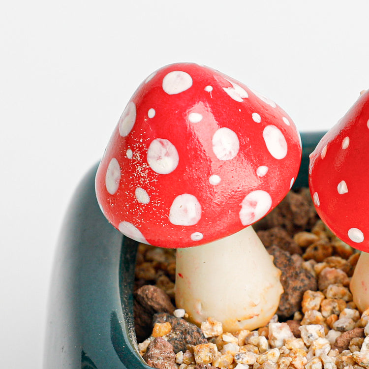 Galagaga Handmade Artificial Mushroom  A005